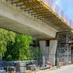 7. Penggunaan Besi Beton dalam Pembangunan Jembatan dan Infrastruktur Besar
